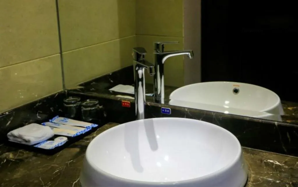 Zhuhai Liuhe Holiday Hotel